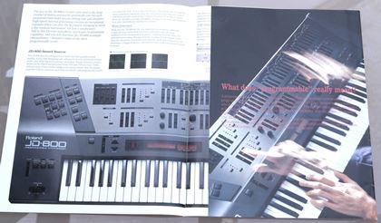 Roland-JD-800 foldout and TR-505 leaflets